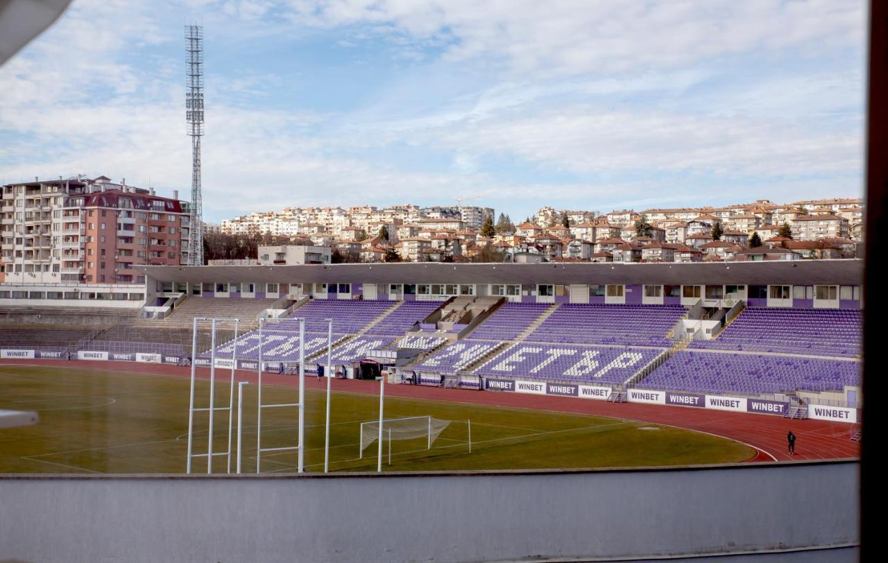 Stadium Apartments Veliko Tarnovo Exterior photo